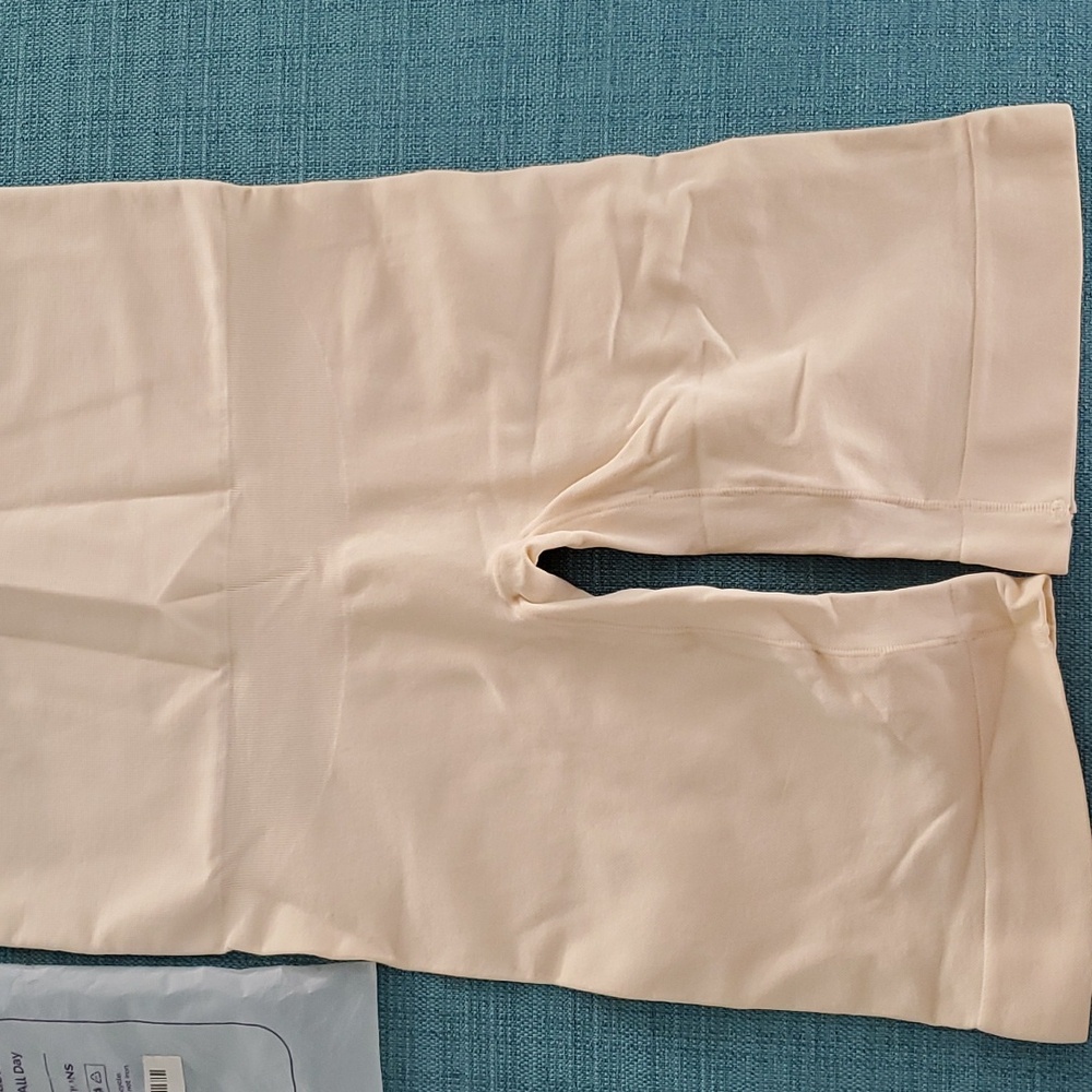 NEW EMPETUA HIGHWAISTED SHAPER SHORT NUDE S - Picture 3 of 8